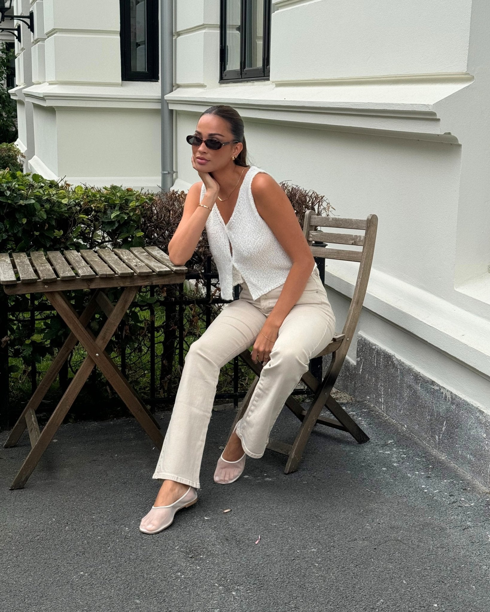 Beige Flared Jeans - Peach Tights - Jeans