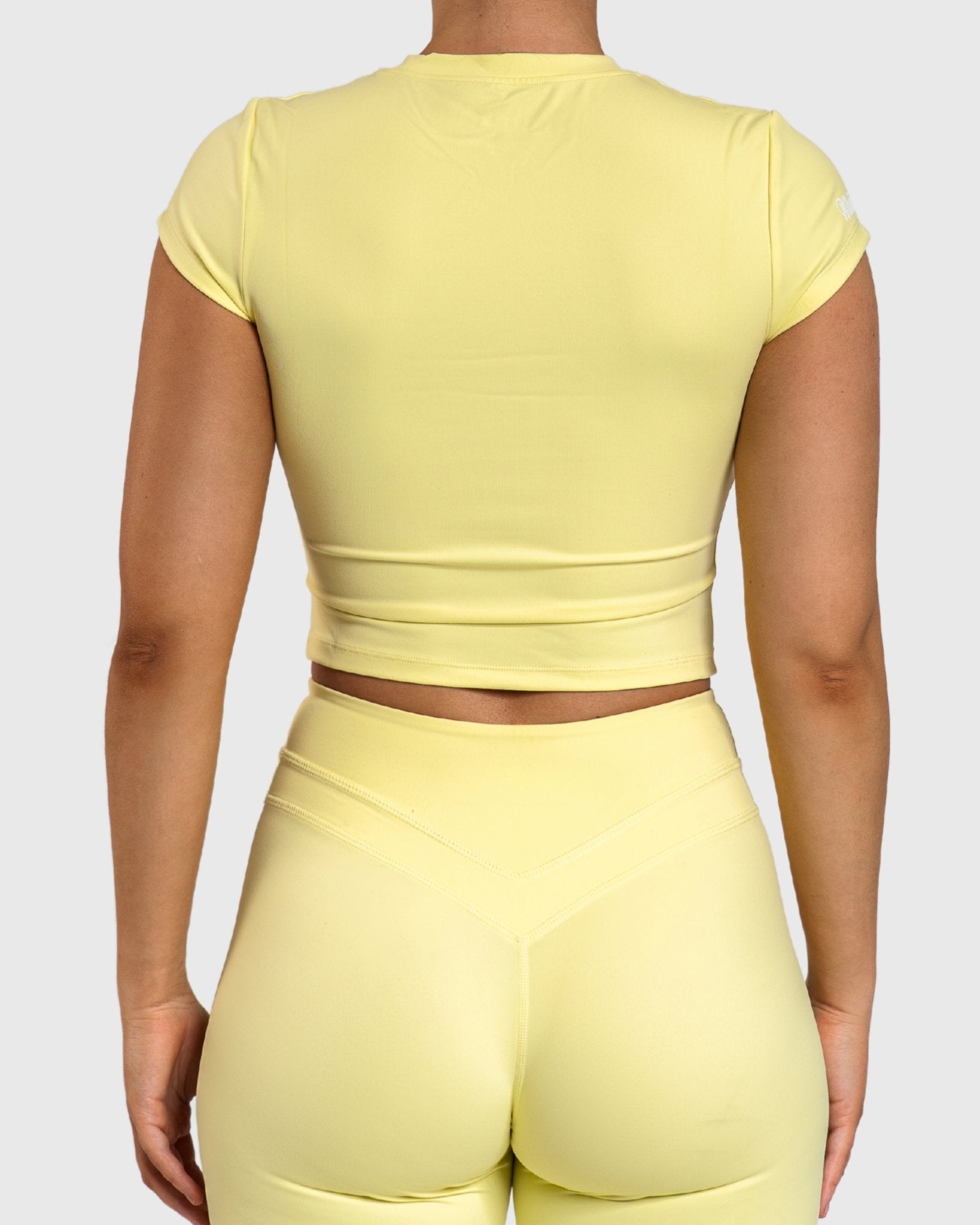 Yellow Velocity T-shirt - Peach Tights - T-shirt