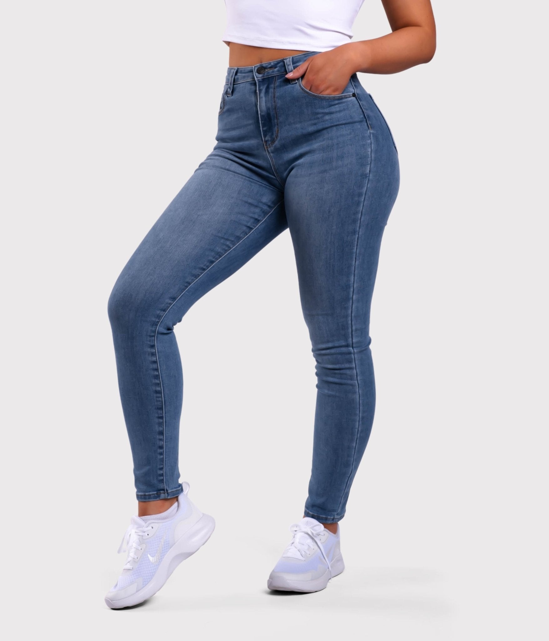 Dark Blue Skinny Jeans - Peach Tights -