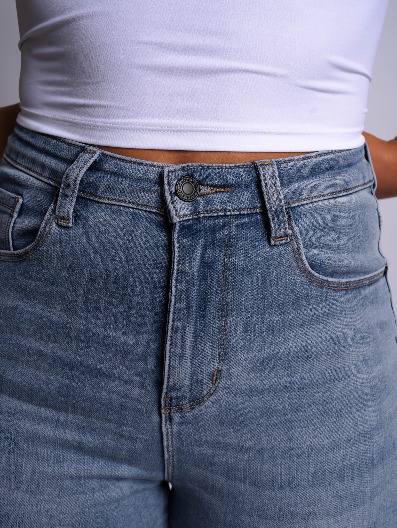 Light Blue Flared Jeans - Peach Tights -