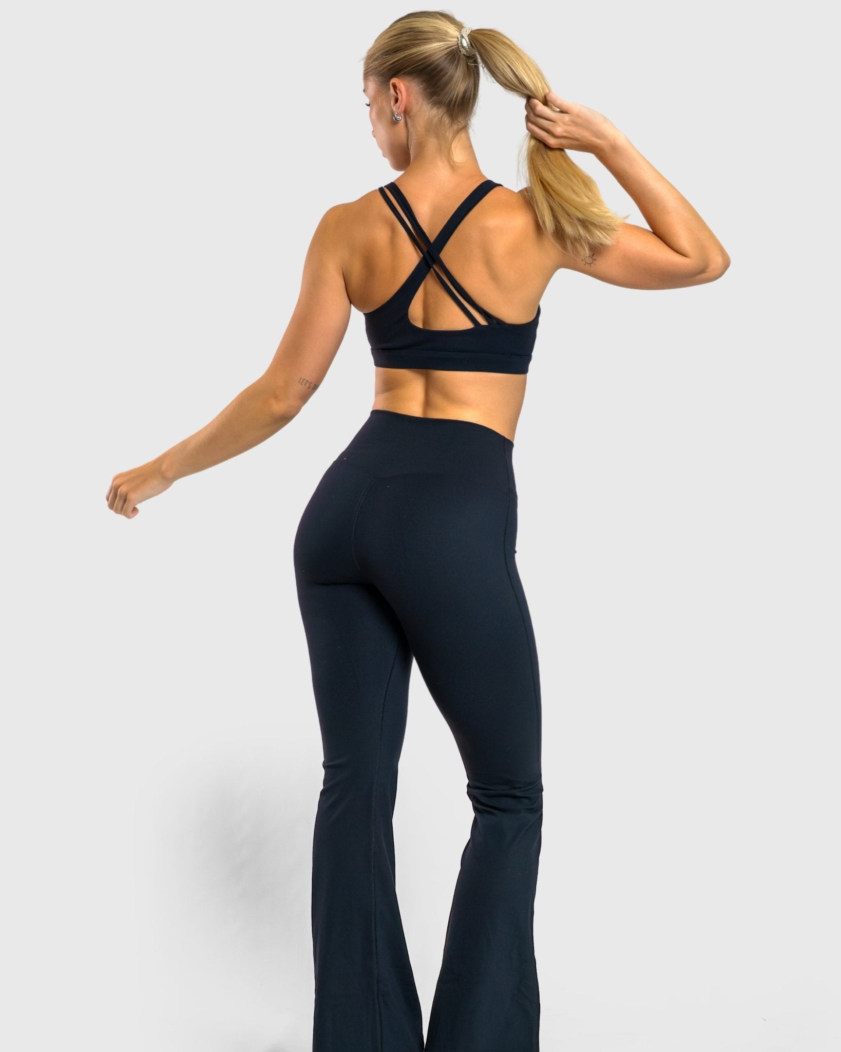 Black Softelle Sports - bra - Peach Tights - Sports - Bra