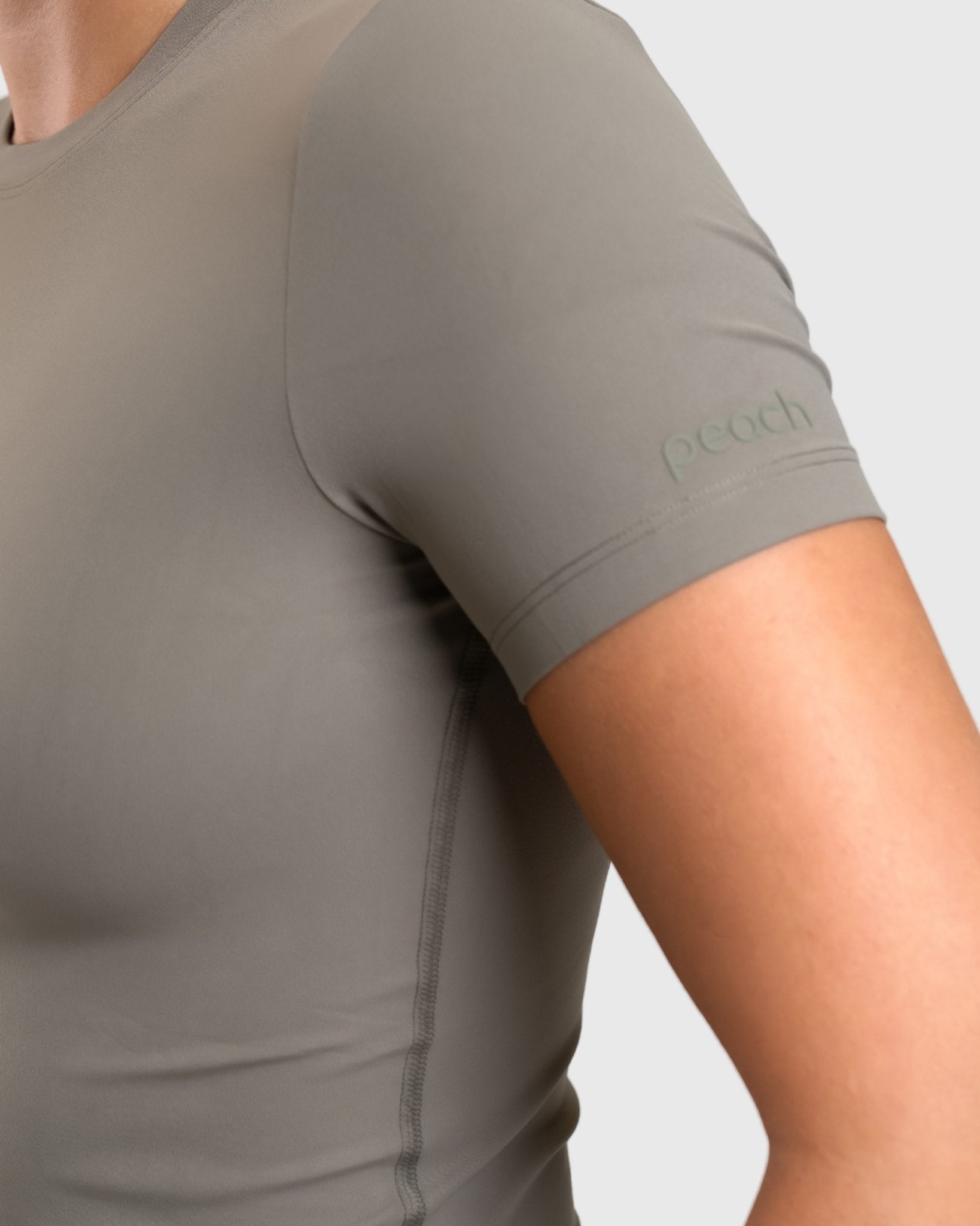 Green Dry - Fit Cropped T-shirt - Peach Tights - T-shirt