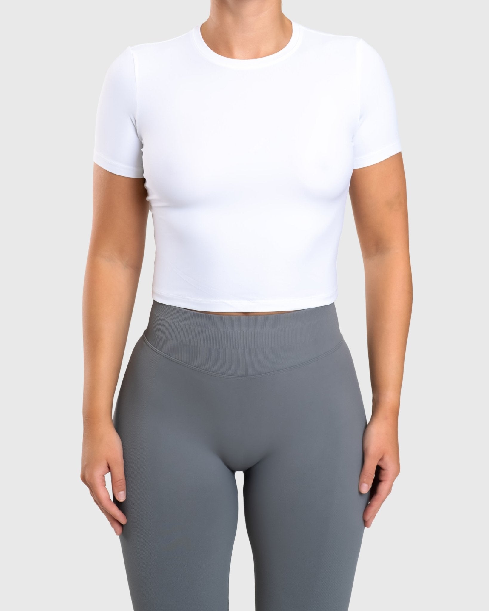 White Dry - Fit Cropped T-shirt - Peach Tights - T-shirt